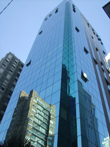 Bertolucci I — Edifício corporativo em Itaim Bibi, São Paulo