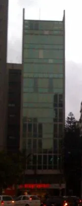 Sérgio de Magalhães — Edifício corporativo em Faria Lima, São Paulo